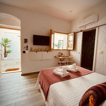 Apartamento La Lola - Patio Privado Jerez de la Frontera Buitenkant foto